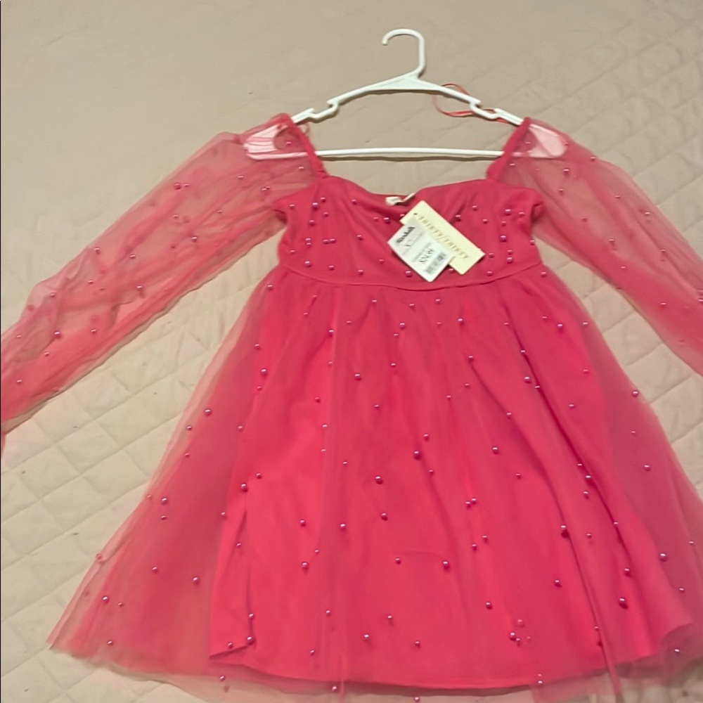 Elegant Pink Dress with Beaded Details